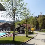 Mit Moeblierter Terrasse Und Waldblick By Interhome Lejlighed