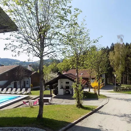 Mit Moeblierter Terrasse Und Waldblick By Interhome Apartmán